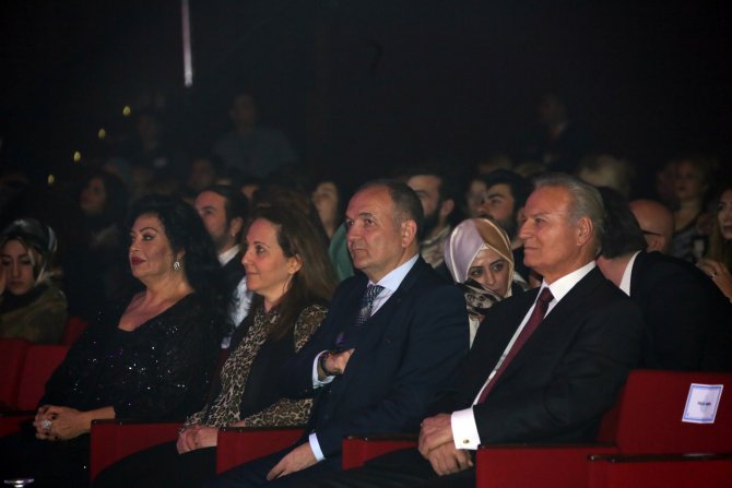 Türk sinemasının ünlü isimleri bir arada