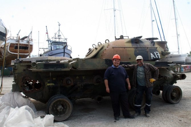 Savaş tankı dalış turizmi için batırılacak