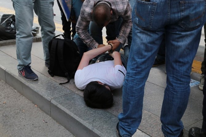 Başkent'te Gülmen ve Özakça eyleminde 20 kişi daha gözaltına alındı ile ilgili görsel sonucu