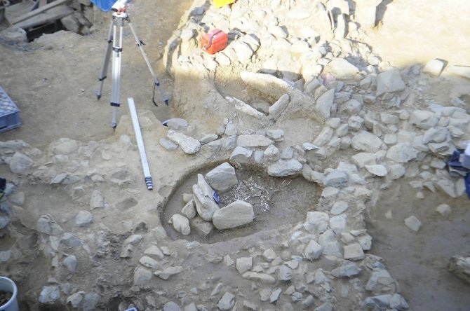 Beşiktaş’taki tarihi mezarlar görüntülendi