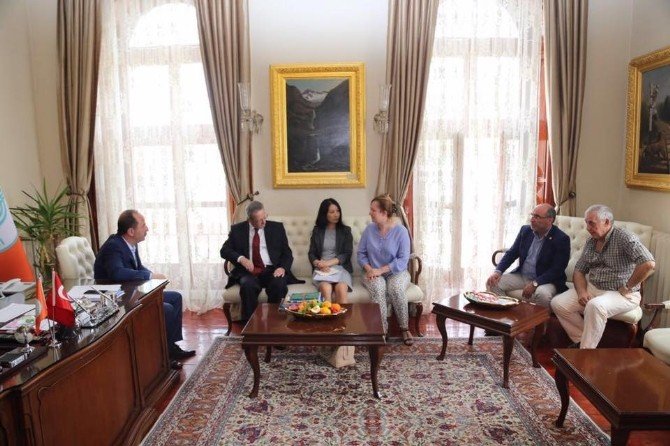 Belçika heyeti Edirne Belediye Başkanı Gürkan’ı ziyaret etti