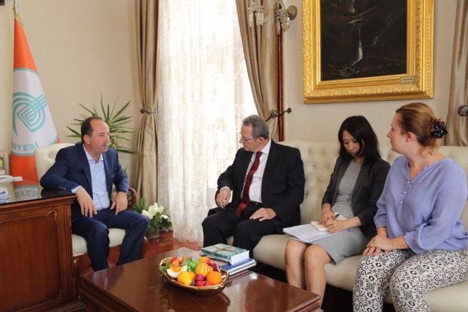 Belçika heyeti Edirne Belediye Başkanı Gürkan’ı ziyaret etti