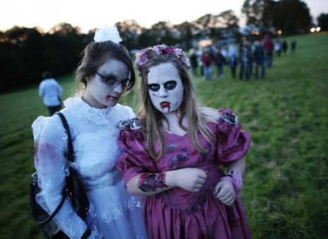 Zombiler ülkesinin zombi insanları galerisi resim 1