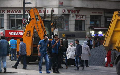 Taksim Meydanı trafiğe kapandı galerisi resim 18