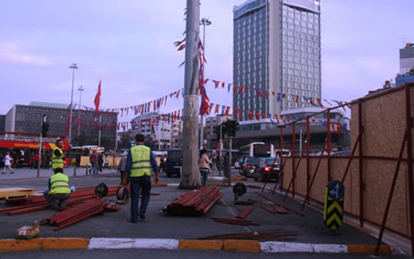 Taksim Meydanı trafiğe kapandı galerisi resim 20