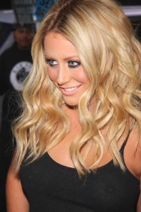 Ünlü kadınların kâbusu: FLAŞ galerisi resim 1