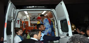 Şemdinli'de patlama:2 ölü 26 yaralı