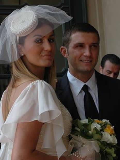 Tuğba Özay ve  Eşi Ludoviç Fattizzo galerisi resim 6