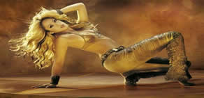 Shakira'dan nefes kesen pozlar