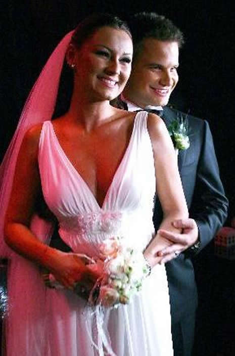 Genç erkekle evlenenler  galerisi resim 1