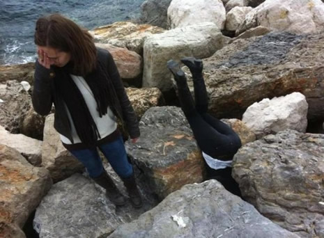 Bir terslik var galerisi resim 14