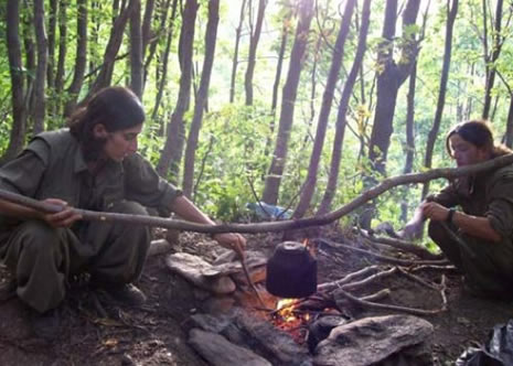 PKK'lının üzerinden çıkan fotoğraflar galerisi resim 1