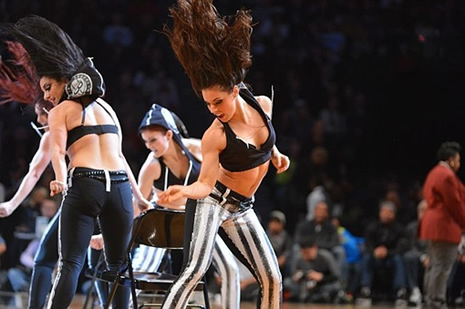 Ponpon değil noel kız galerisi resim 1