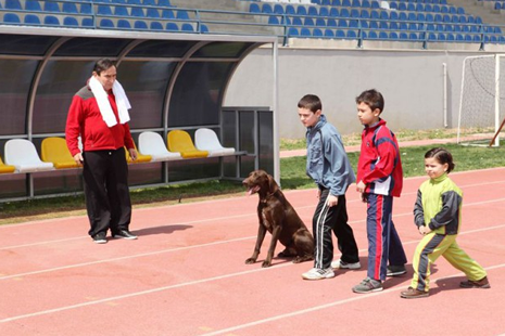 Tuncel Kurtiz 40 yaş gençleşti galerisi resim 7