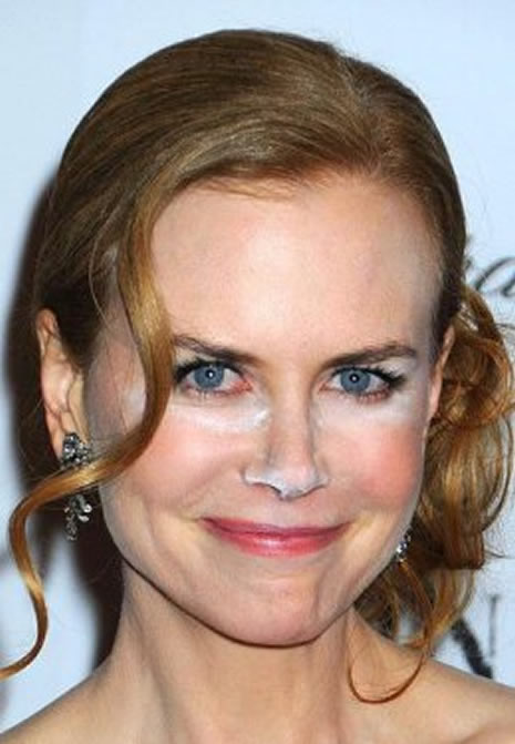 Makyaj kurbanı ünlüler galerisi resim 9