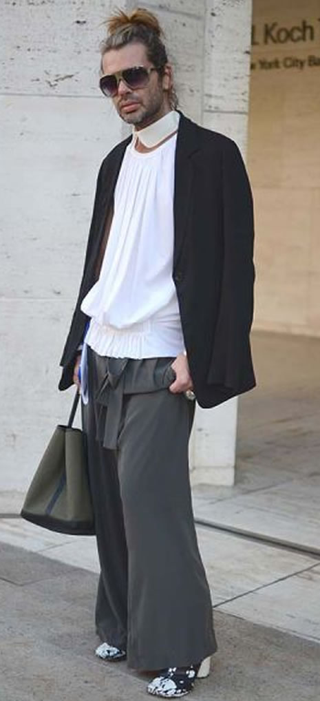 En acayip kıyafetler galerisi resim 10