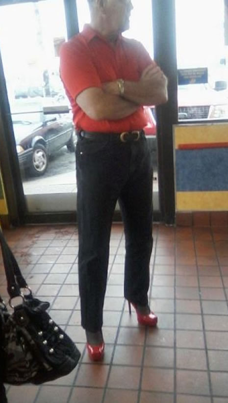 En acayip kıyafetler galerisi resim 15