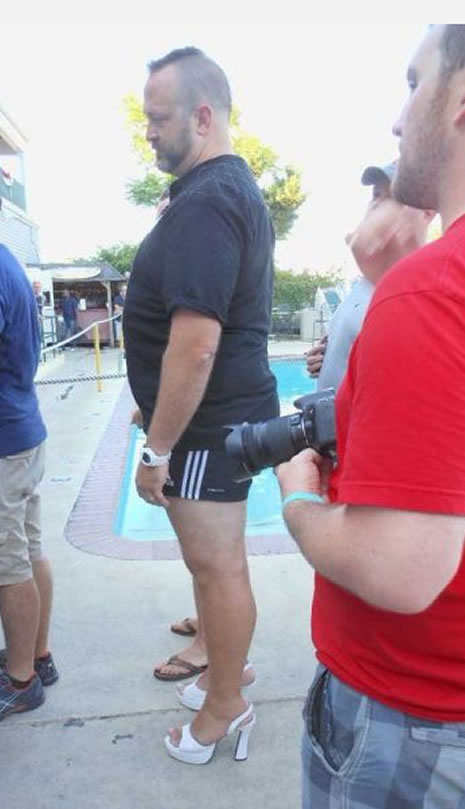 En acayip kıyafetler galerisi resim 16