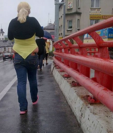 En acayip kıyafetler galerisi resim 3