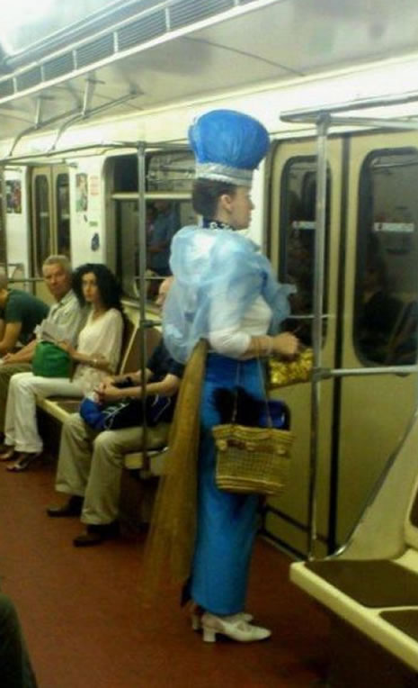 En acayip kıyafetler galerisi resim 6