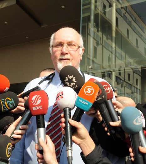 Müslüm Gürses için sanatçılar hastanede galerisi resim 2