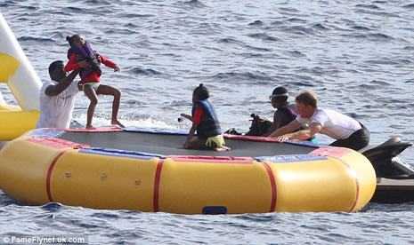 Güzellerin hiçbiri dönüp bakmadı galerisi resim 6