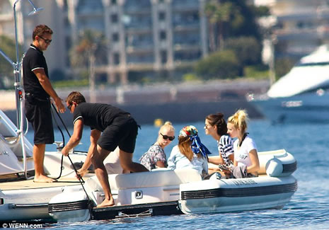 Haremiyle yatta görüntülendi  galerisi resim 11