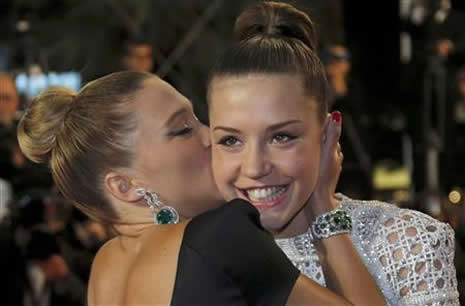 Sevişme sahnesi herkesi büyüledi  galerisi resim 5