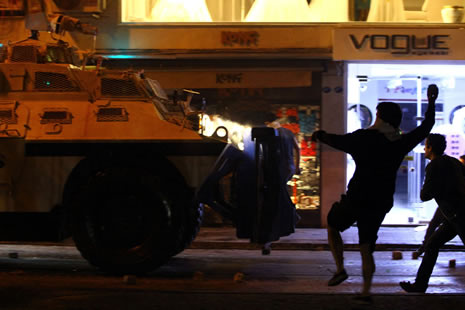 Taksim'de kare kare yaşananlar  galerisi resim 8