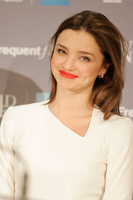 Ünlülerden anlamlı mesajlar  galerisi resim 4