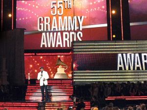 56.Grammy Ödülleri sahiplerini buldu