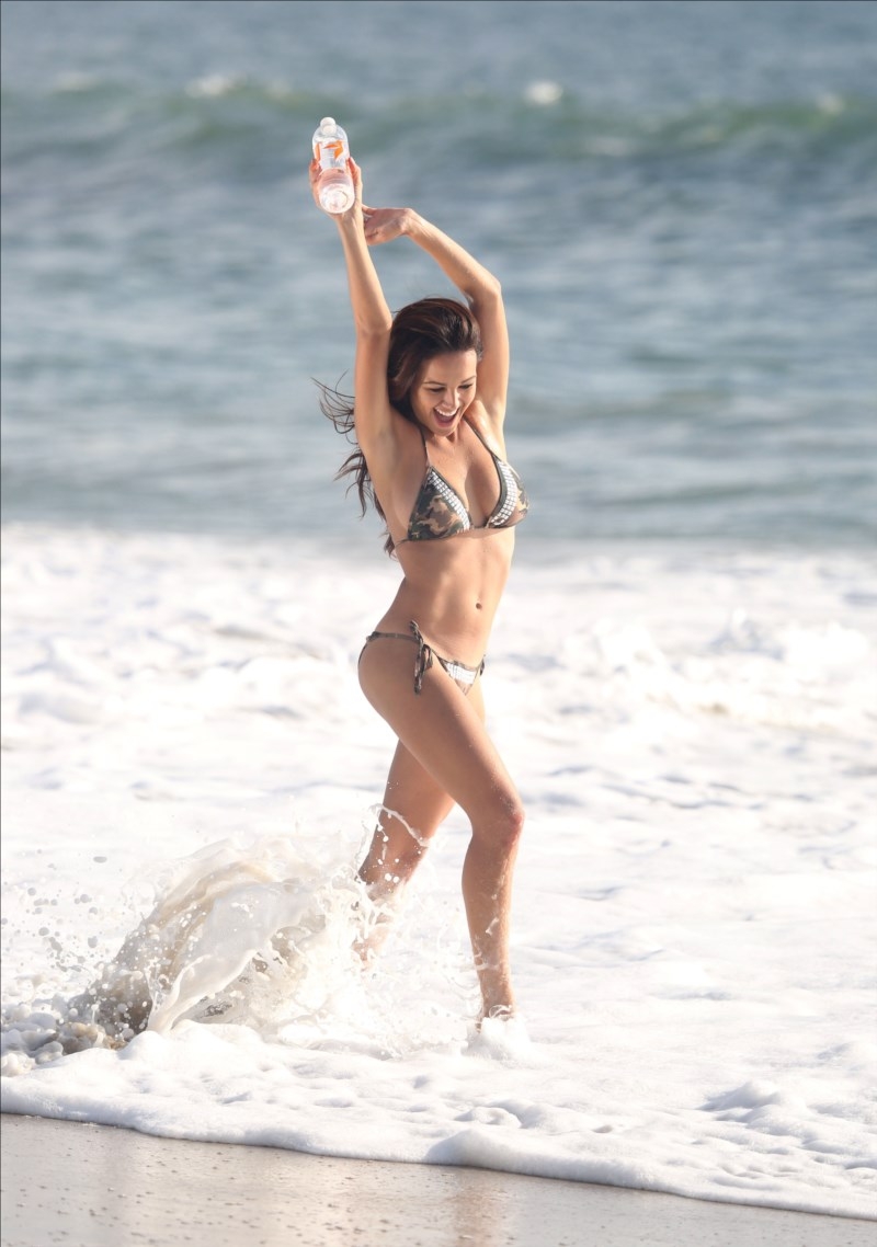 Malibu'yu yaktı galerisi resim 4