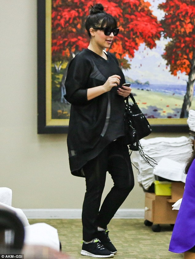 Canlı yayında bunu da yaptı galerisi resim 10