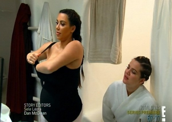 Canlı yayında bunu da yaptı galerisi resim 6