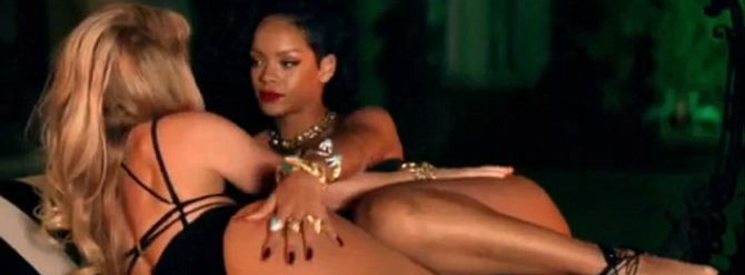 Shakira'dan olay klip için ilginç itiraf galerisi resim 18