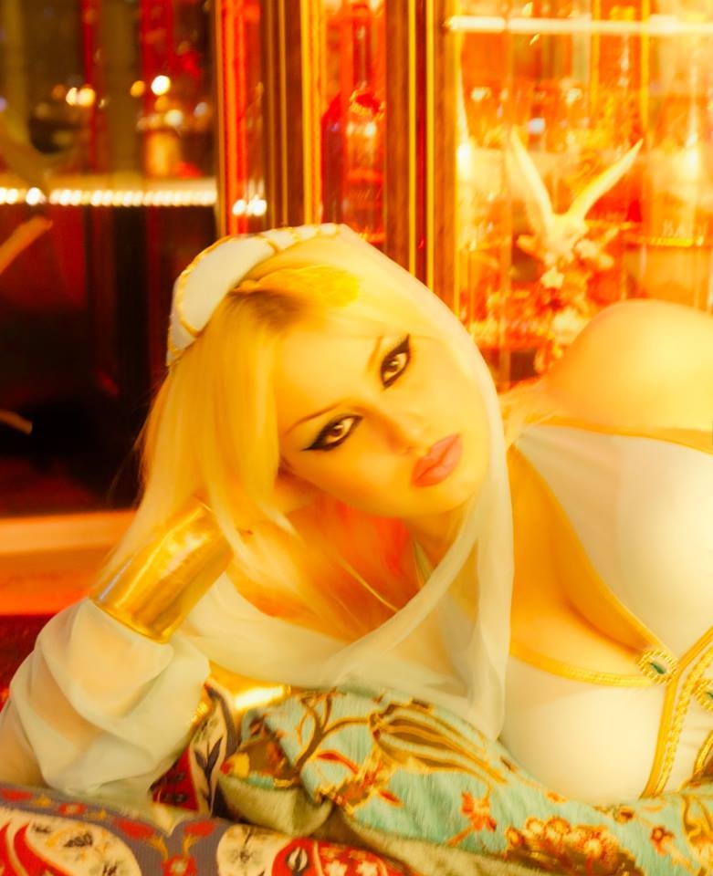 Adnan Oktar’ın son gözdesi Gülşah Güçyetmez galerisi resim 4