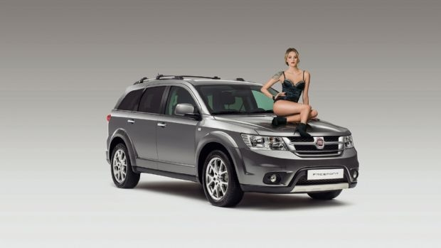 Seksi model Fıat'ın takviminde! galerisi resim 3