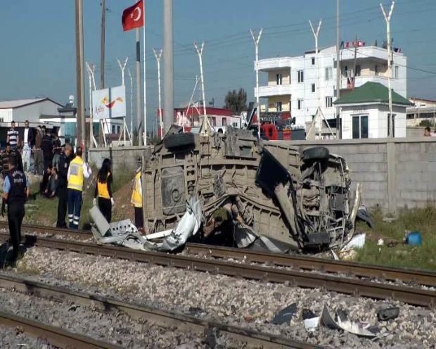 Mersin'deki tren kazasından ilk görüntüler galerisi resim 5