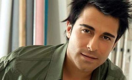 Ünlülerden Twitter tepkisi galerisi resim 9