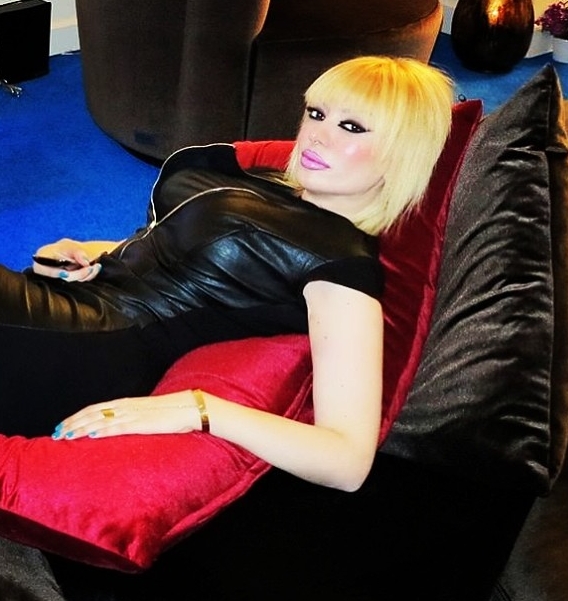 Kedicik Buse sosyal medyayı sallıyor galerisi resim 4