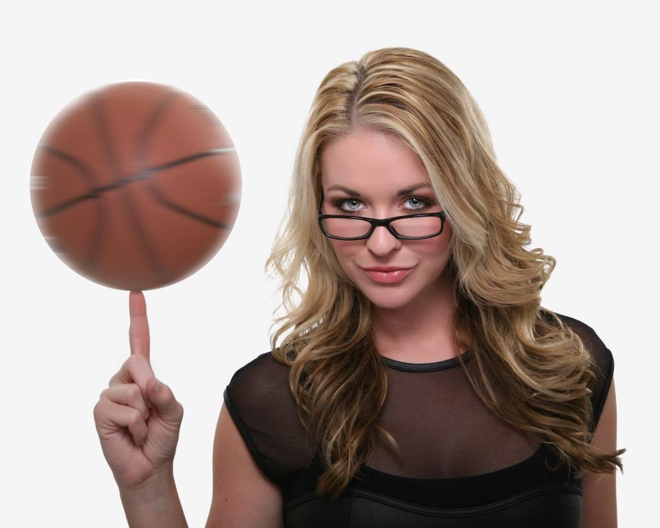 Dünya'nın en güzel spikerleri galerisi resim 13