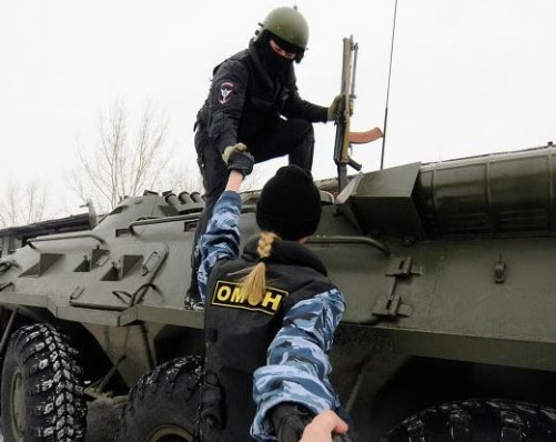 Rus kadın polisler yazı getirdi galerisi resim 11