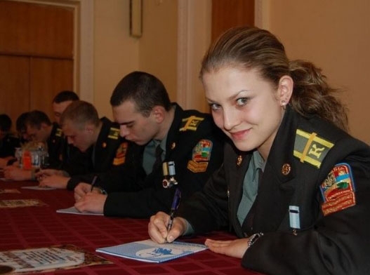 Rus kadın polisler yazı getirdi galerisi resim 12