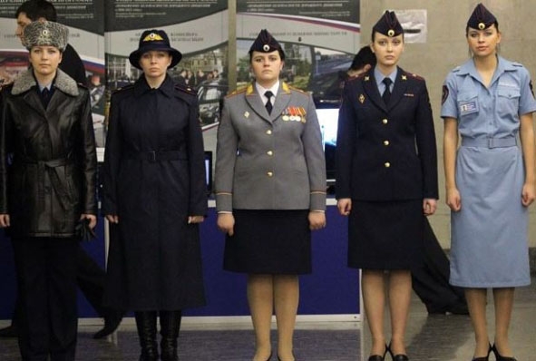 Rus kadın polisler yazı getirdi galerisi resim 4