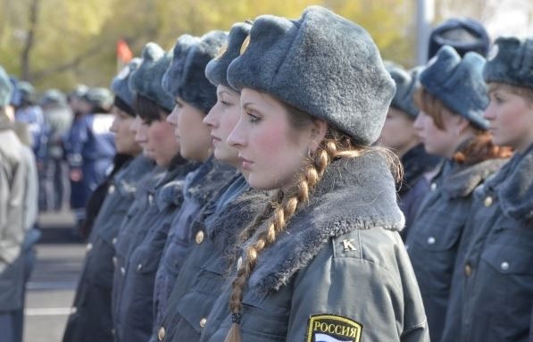 Rus kadın polisler yazı getirdi galerisi resim 6
