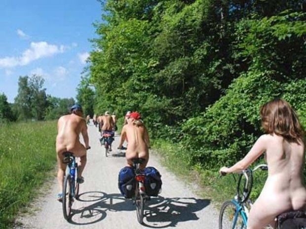 Bu şehirde çıplaklık serbest galerisi resim 10