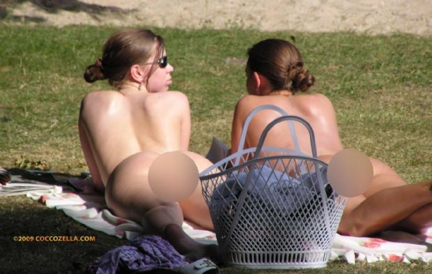 Bu şehirde çıplaklık serbest galerisi resim 18