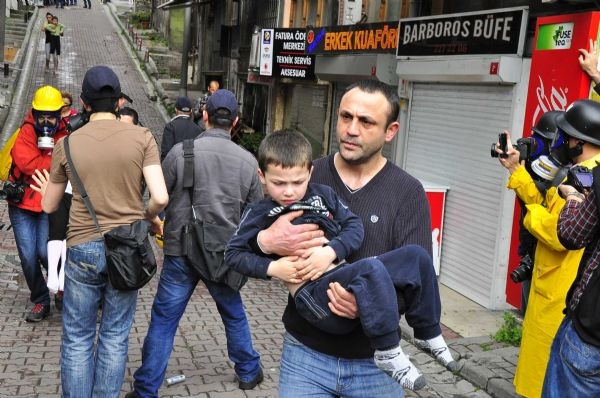 1 Mayıs'ta yaşanan olaylar: Yaralananlar galerisi resim 6