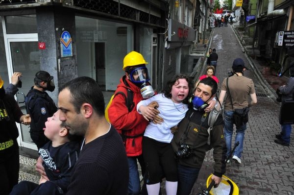 1 Mayıs'ta yaşanan olaylar: Yaralananlar galerisi resim 7