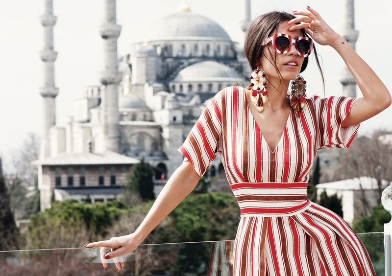 Yolanthe'den İstanbul pozları! galerisi resim 18